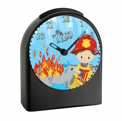 CreaDesign Kinder Funkwecker Personalisiert Mit Namen Feuerwehrmann Atom-/Funkuhr, 12-Stunden-Anzeigeformat, Schlummerfunktion, Nachtlicht, Geräuschlos/Ohne Ticken 2 CreaDesign Kinder Funkwecker Personalisiert Mit Namen Feuerwehrmann Atom-/Funkuhr, 12-Stunden-Anzeigeformat, Schlummerfunktion, Nachtlicht, Geräuschlos/Ohne Ticken – Bild 2